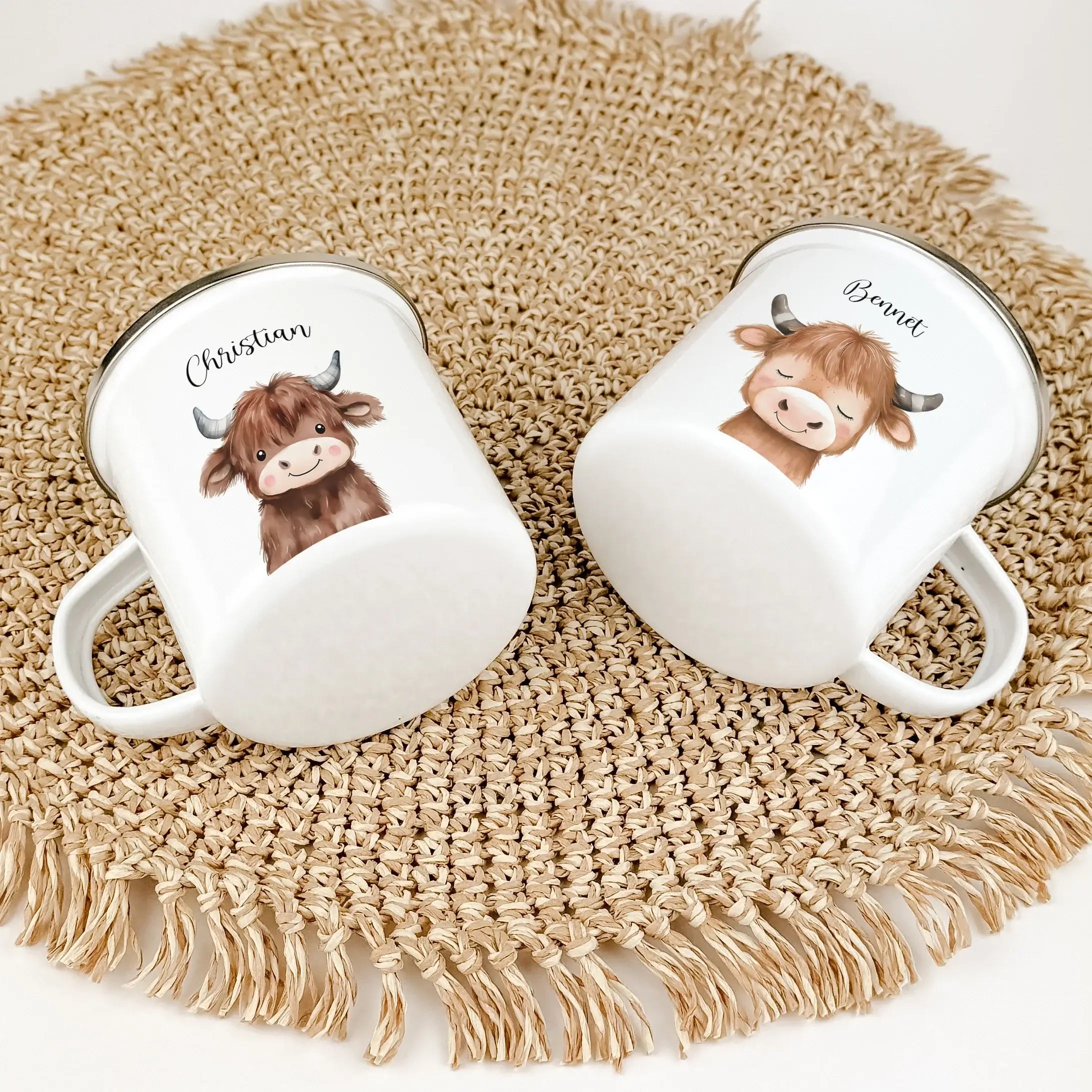 Emaille Tasse Stier Portrait-famprints-Emaille Tasse-Entdecke die einzigartige Emaille Tasse Stier Portrait – eine personalisierte Emaille Tasse, die mit einem beeindruckenden Stier-Portrait in bezaubernder Aquarell-Optik verzaubert. Der hochwertige und l