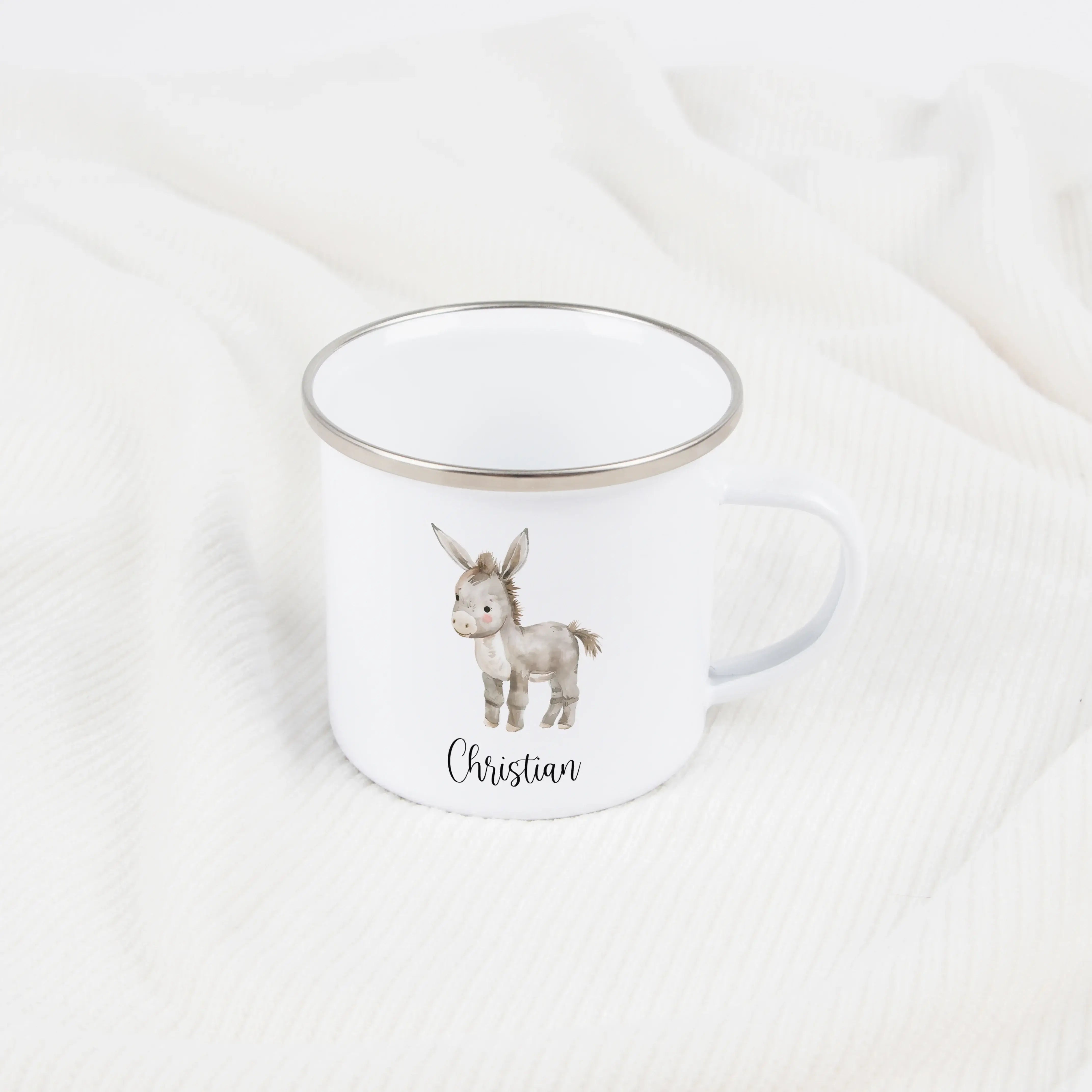 Emaille Tasse Esel-Emaille Tasse-famprints-Die Emaille Tasse Esel von famprints ist ein liebevoll gestalteter Begleiter für kleine Tierfans und eignet sich perfekt als persönliches Geschenk für Kinder. Der sanfte Aquarell-Esel wirkt warm und freundlich, s