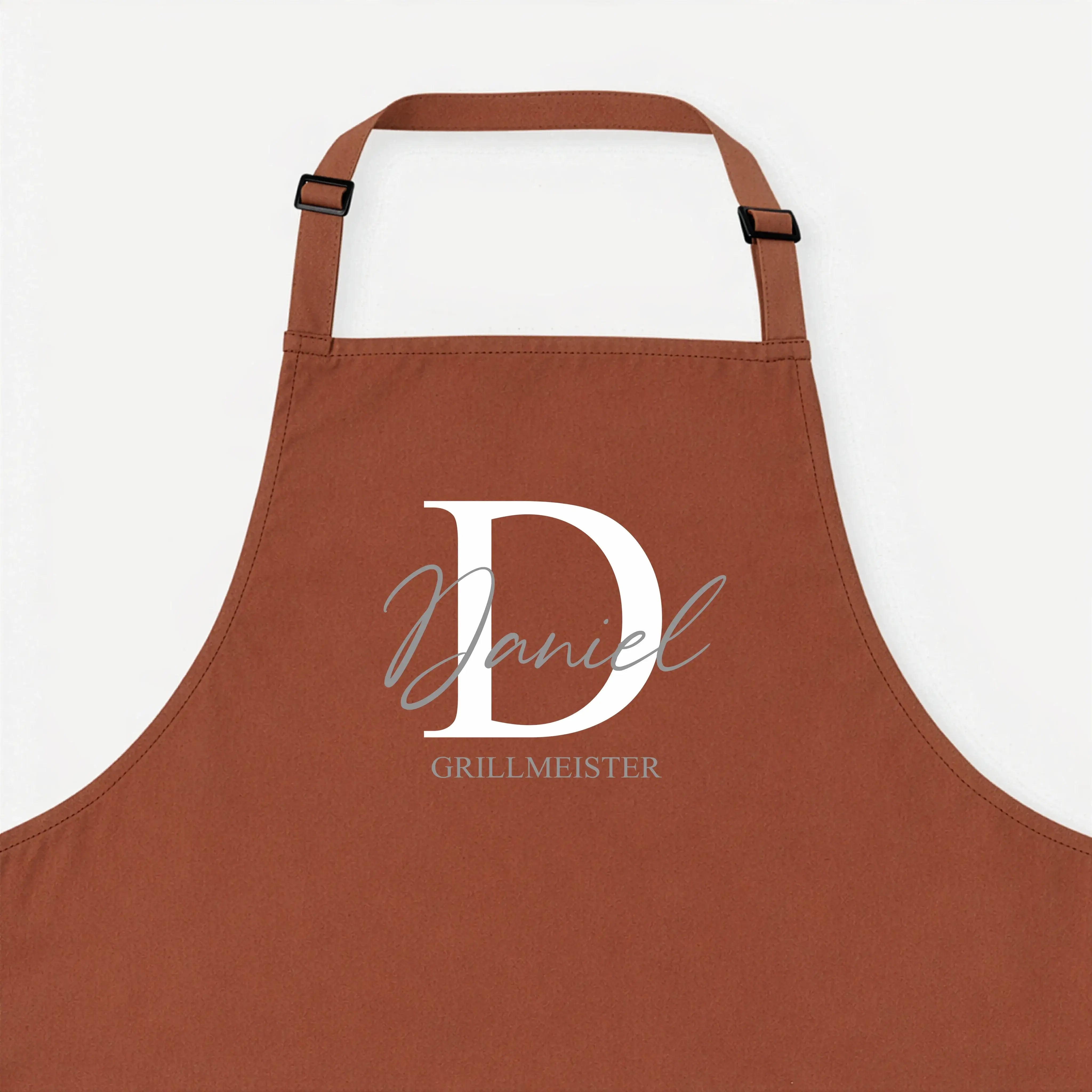 Kochschürze Initial + Text-Kochschürze-famprints-Die Kochschürze Initial + Text von famprints macht aus einem Alltagsprodukt ein persönliches Statement für Küche, Grill oder Backstube. Dein gewähltes Initial bildet den Mittelpunkt des Designs und wird mit