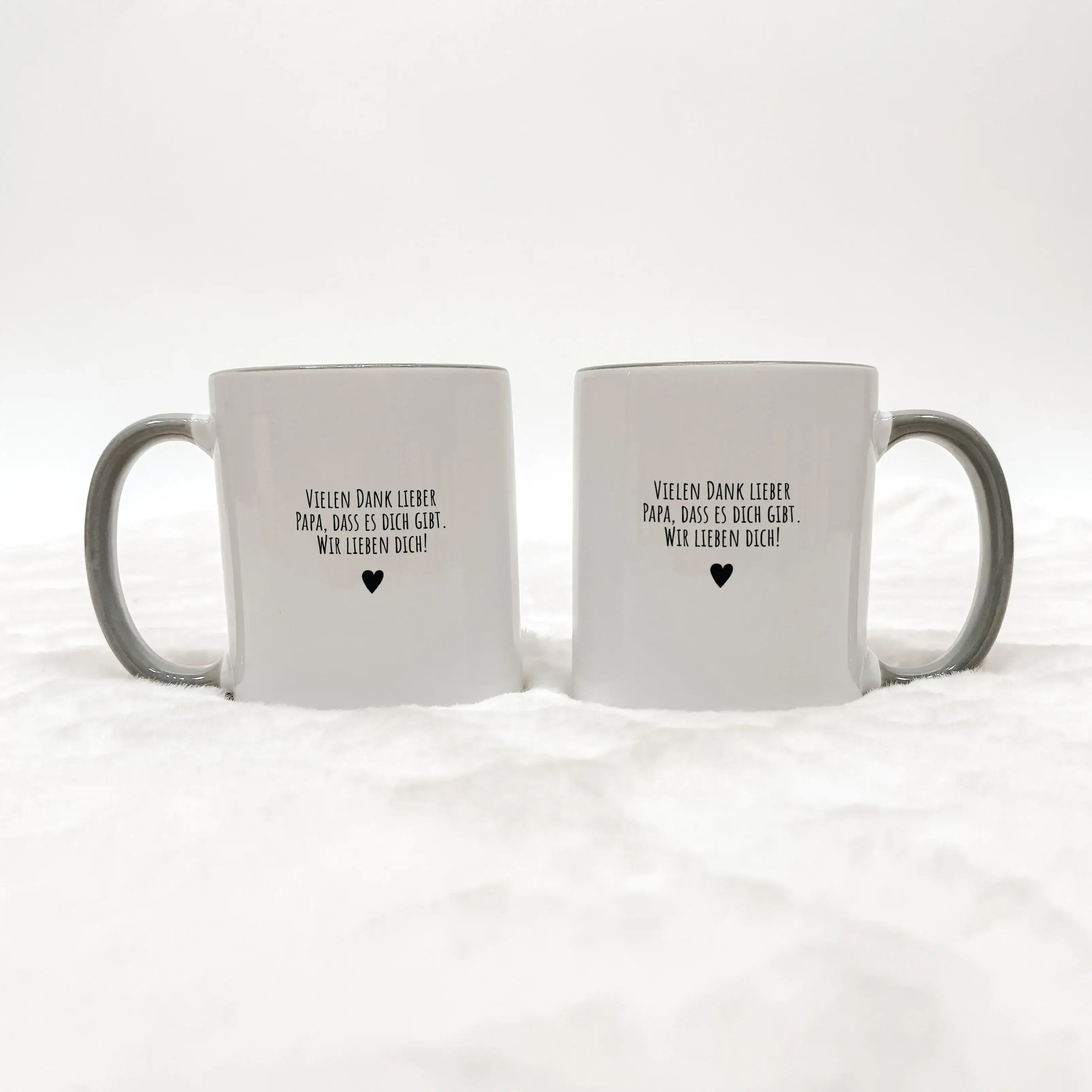 Tasse bester Papa - Keramik Tasse - famprints - Entdecke die Tasse bester Papa – das ideale Geschenk, das sofort Freude bringt! Mit dieser personalisierten Keramiktasse schaffst du unvergessliche Momente, indem du die Lieblingsfotos deines Vaters hinter d