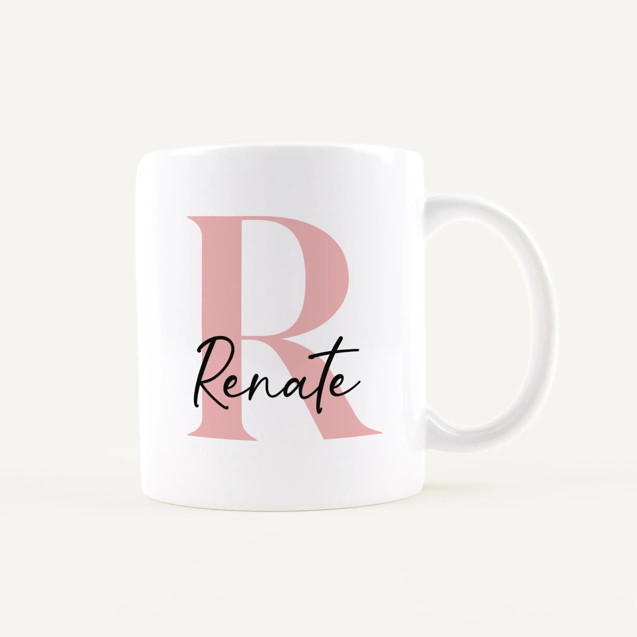 Tasse mit Namen + Initial-Keramik Tasse-famprints-Entdecke unsere Tasse mit Namen + Initial – das perfekte personalisierte Geschenk für dich oder deine Liebsten! Diese hochwertige Tasse bietet dir die Möglichkeit, sie mit deinem Wunsch-Initial und Namen i