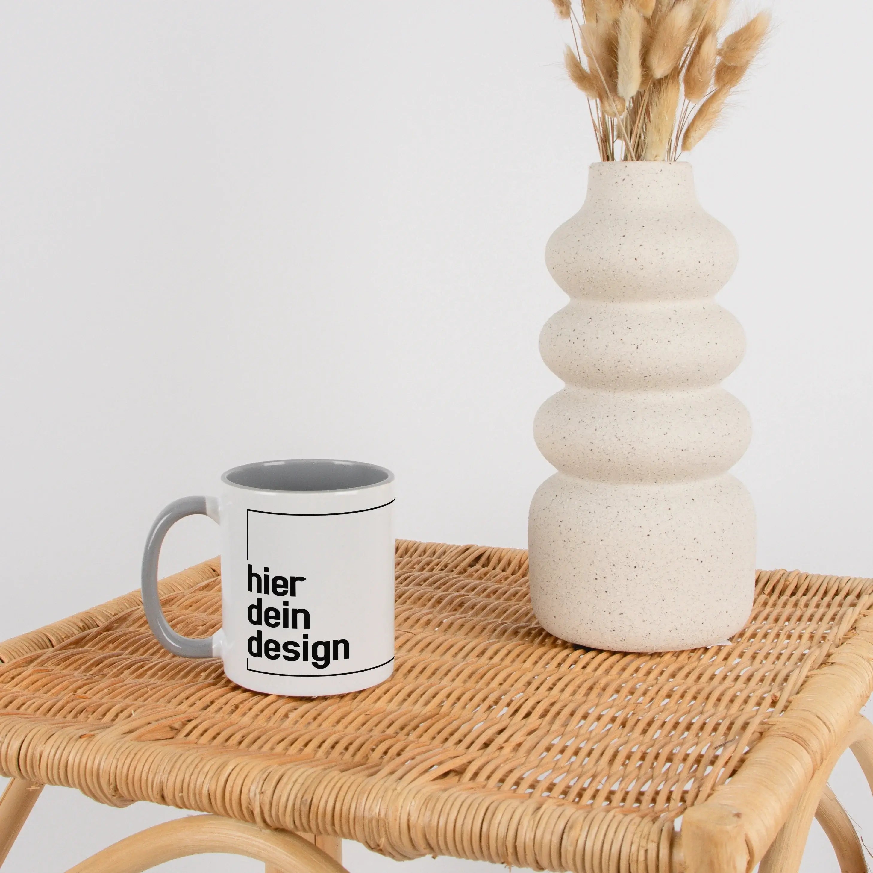 Tasse Dein Design-Keramik Tasse-famprints-Mit der Tasse Dein Design gestaltest du deinen ganz persönlichen Lieblingsbecher. Im Konfigurator von famprints lädst du eigene Fotos, Bilder oder Grafiken hoch und ergänzt sie mit deinem Wunschtext. So entsteht e