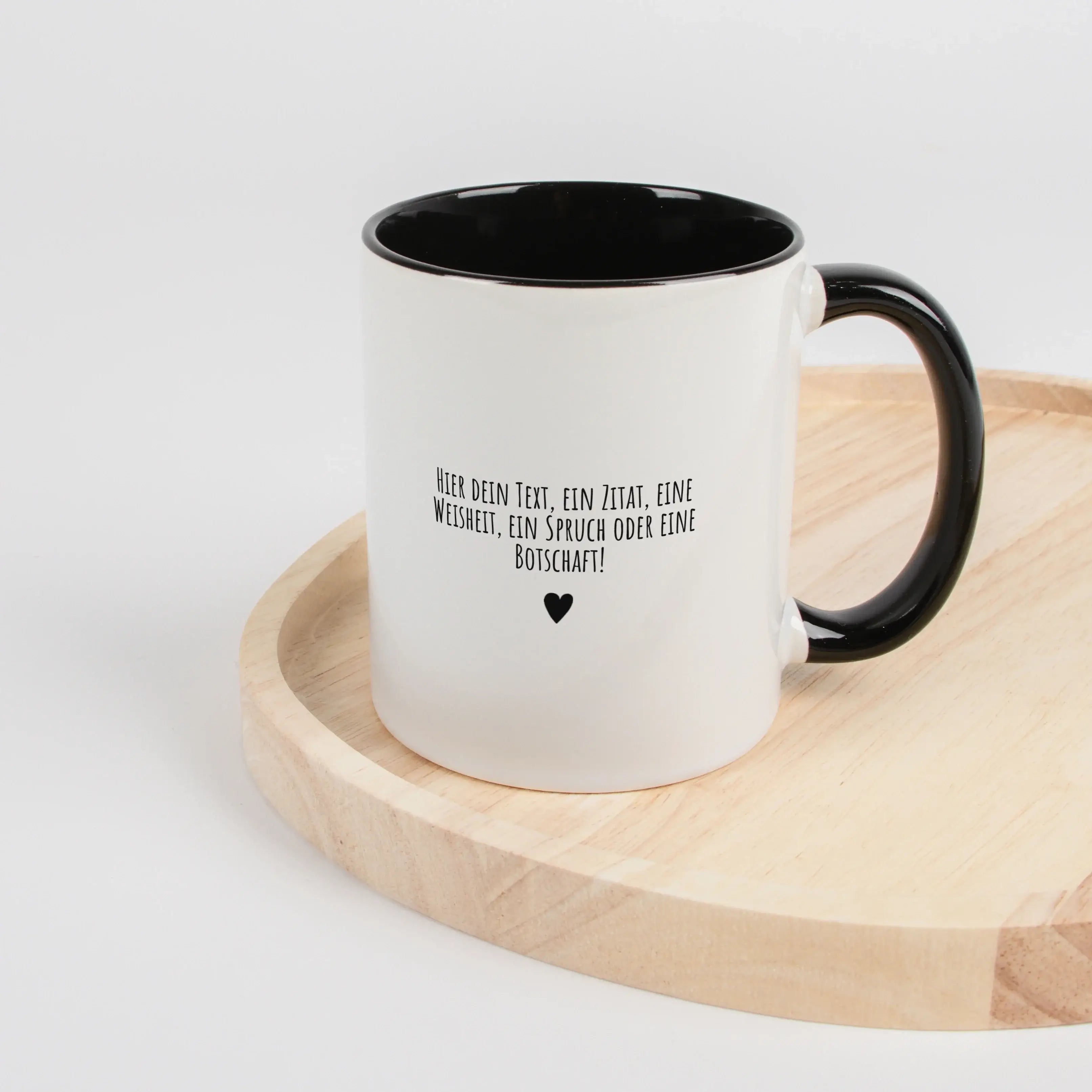 Fototasse Herz-Keramik Tasse-famprints-Die Fototasse Herz von famprints macht aus einer einfachen Tasse ein persönliches Erinnerungsstück. Dein Lieblingsfoto wird in eine Herzform integriert und direkt auf die weiße Keramiktasse gedruckt. So entsteht eine