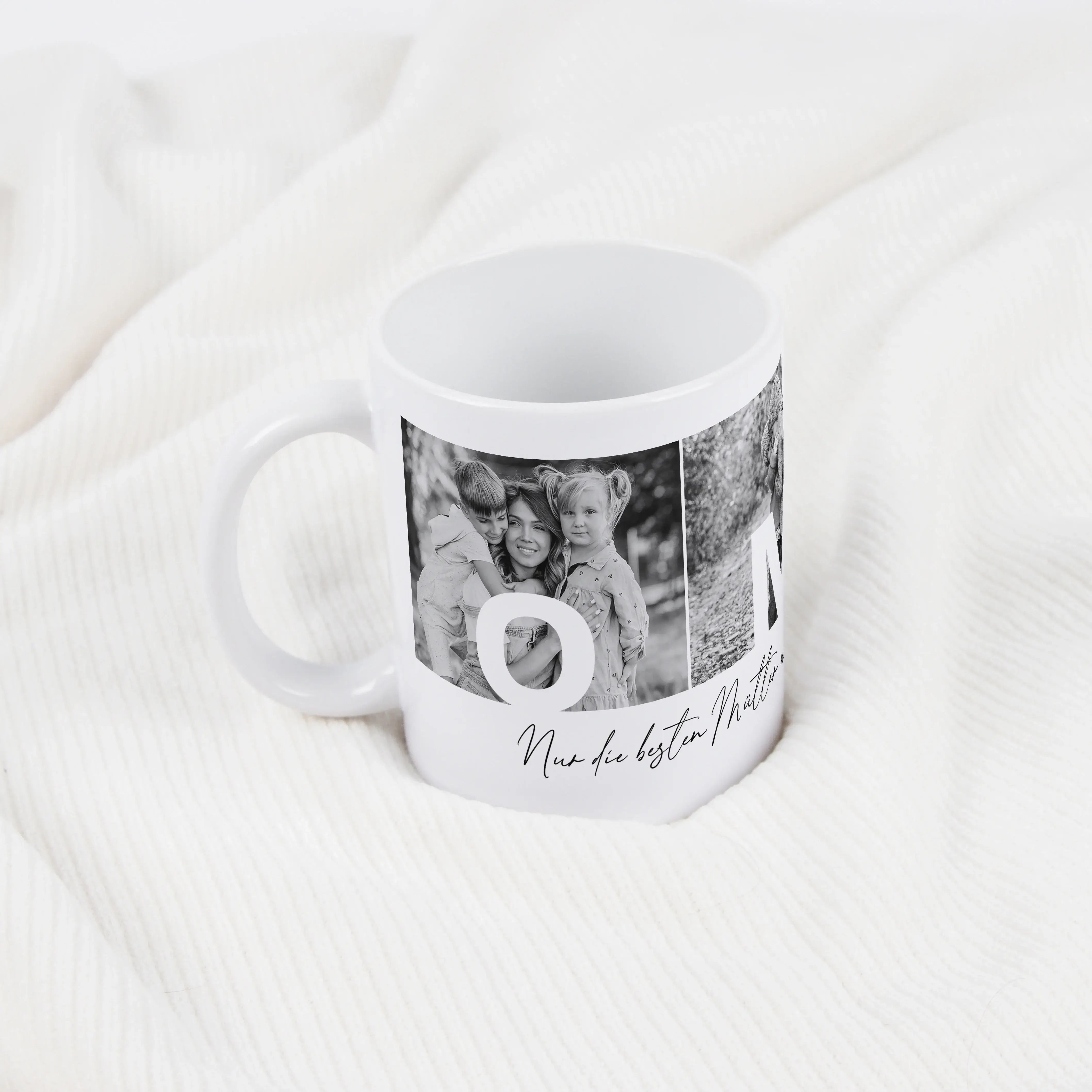Fototasse Oma-Keramik Tasse-famprints-Die Fototasse Oma ist eine persönliche Geschenkidee für einen Menschen, der im Alltag einen besonderen Platz hat. Mit drei eigenen Fotos wird aus einer einfachen Kaffeetasse ein individuelles Erinnerungsstück. Jedes B