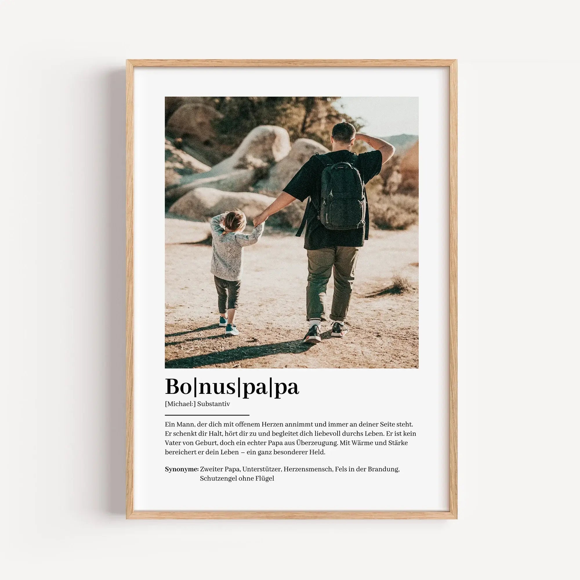 Bonuspapa Definition Poster mit Foto-famprints-Personalisiertes Poster-Suchst du ein einzigartiges Geschenk für deinen Bonuspapa? Unser Bonuspapa Definition Poster mit Foto ist eine liebevolle Art, deinem Bonuspapa zu zeigen, wie besonders er für dich ist