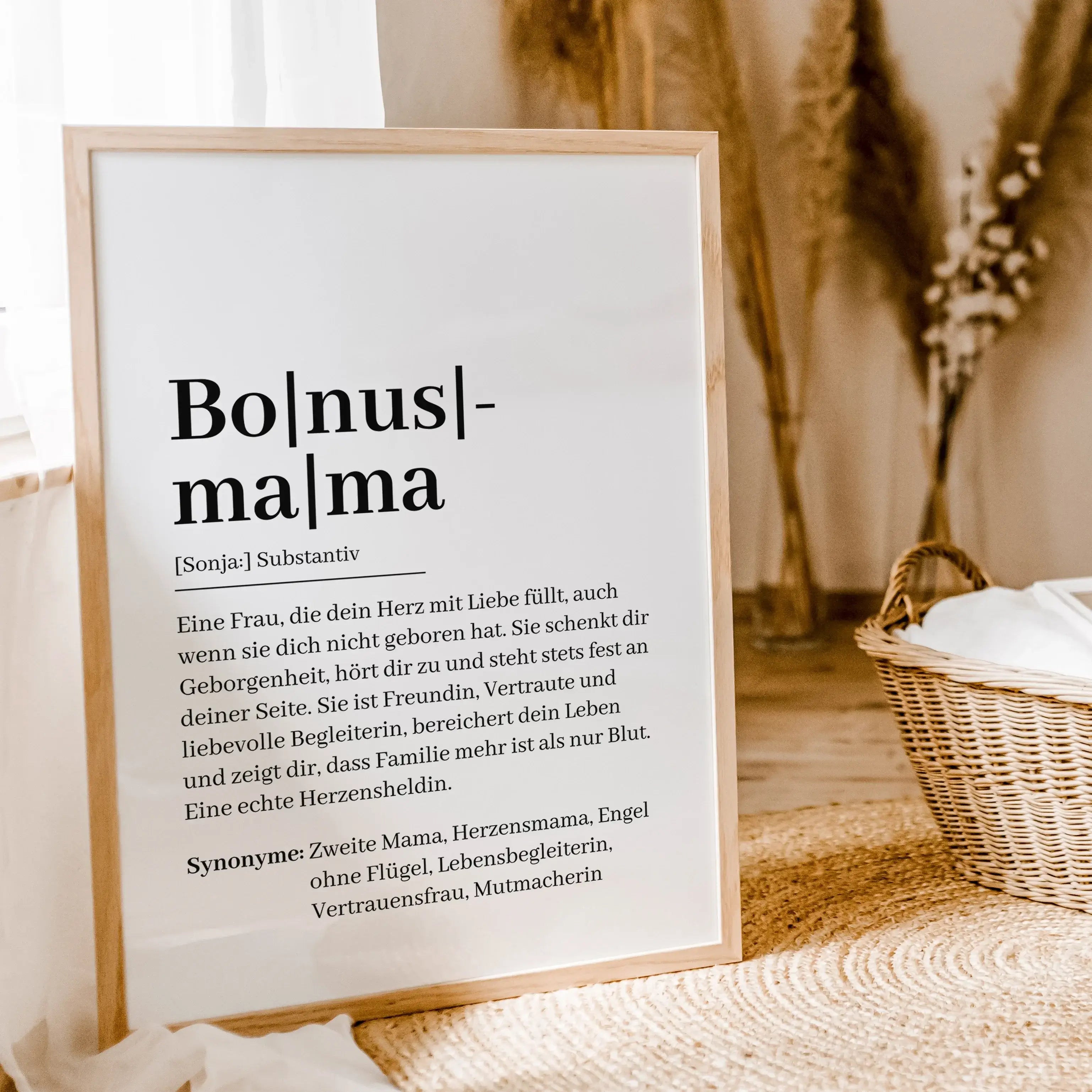 Bonusmama Definition Poster-famprints-Personalisiertes Poster-Suchst du nach einem besonderen Geschenk für deine Bonusmama? Unser Bonusmama Definition Poster ist genau das Richtige! Dieses liebevoll gestaltete Poster zeigt auf einzigartige Weise, was eine