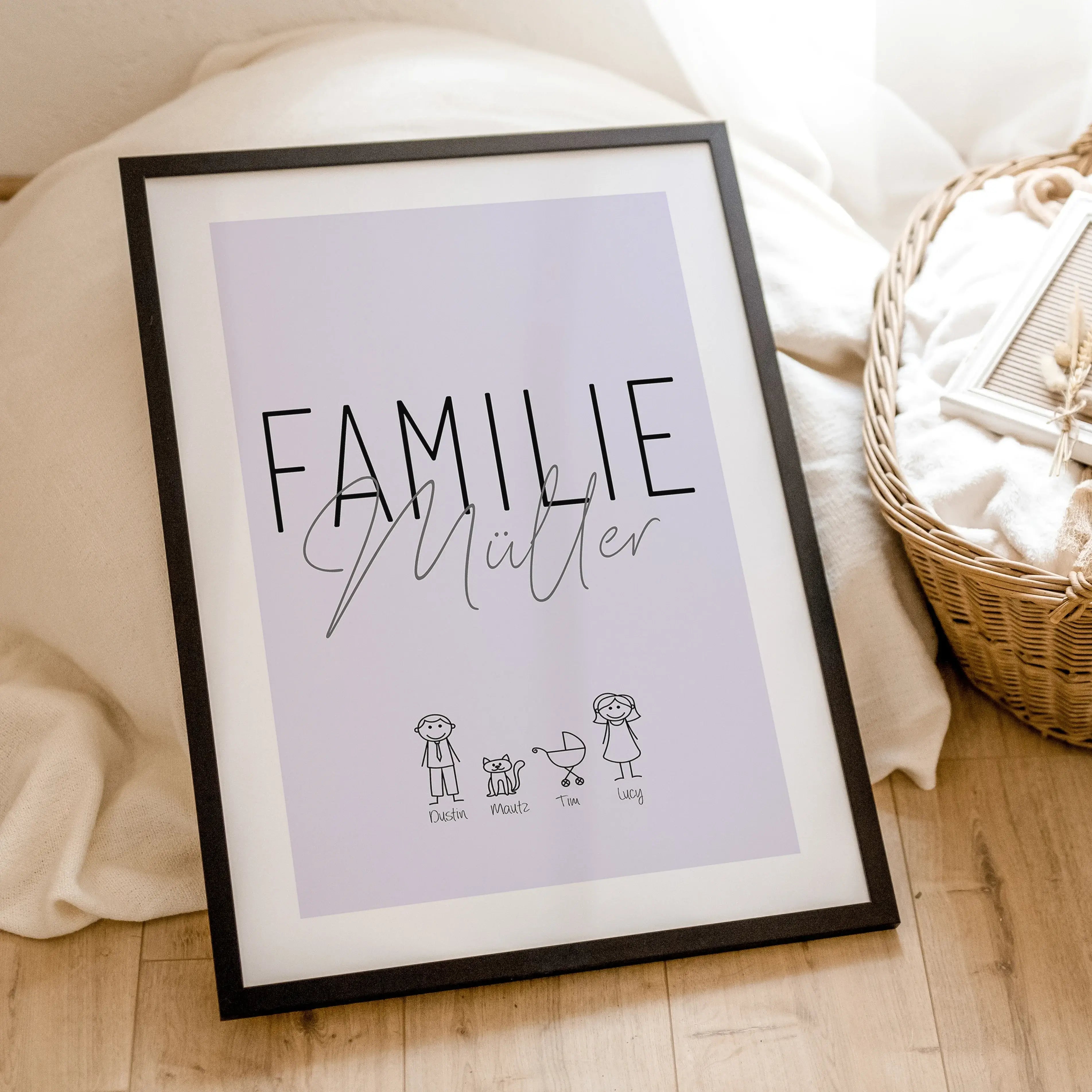 Familienposter Doodle-famprints-Personalisiertes Poster-Unser Familienposter 'Doodle' ist die perfekte Möglichkeit, um deiner Wand eine persönliche und lustige Note zu verleihen. Die Strichmännchen-Optik unterhalb des Familiennamens bietet Platz für jedes