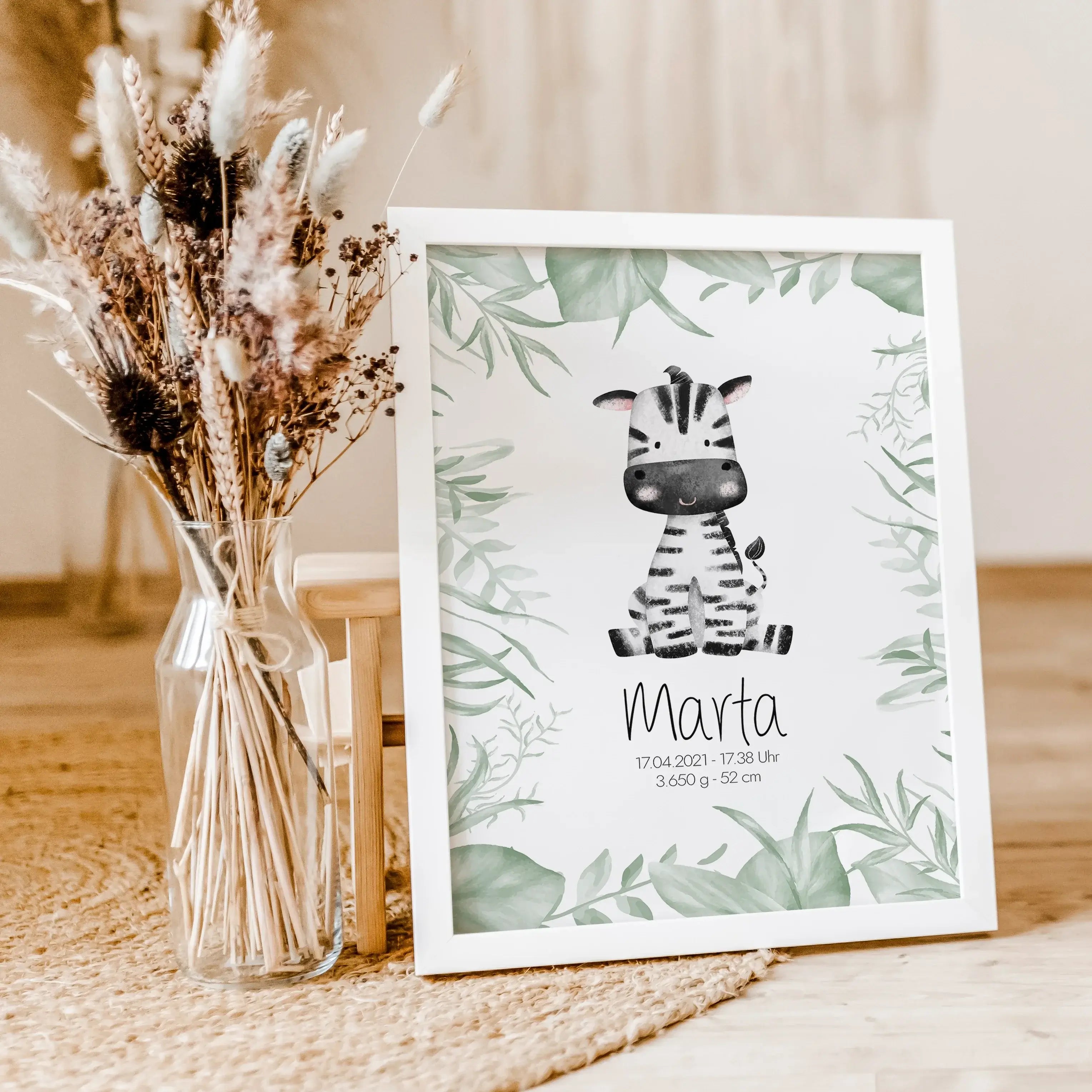 Geburtsposter Safari-famprints-Personalisiertes Poster-Auf dem Geburtsposter 'Safari' findest du unter dem Tier Motiv den Namen und die Geburtsdaten von deinem Liebling. Bei unserem Safari Poster kannst du zwischen den Tier Motiven Löwe, Nilpferd, Giraffe