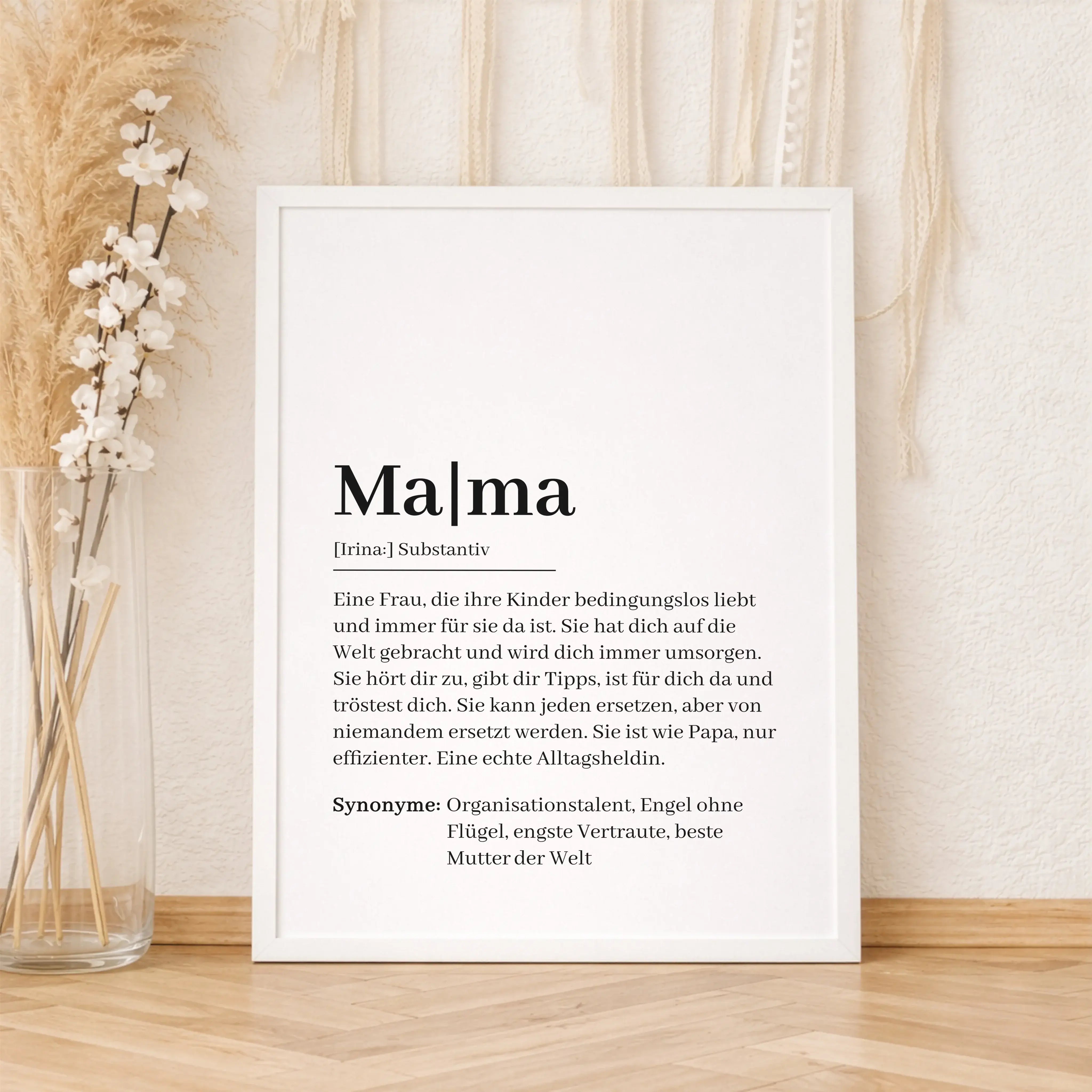 Mama Definition Poster-Personalisiertes Poster-famprints-Das Mama Definition Poster von famprints ist eine liebevolle Art, deiner Mutter zu zeigen, was sie für dich bedeutet. Die moderne Definition bringt auf den Punkt, was Mama im Alltag ist: Zuhörerin,