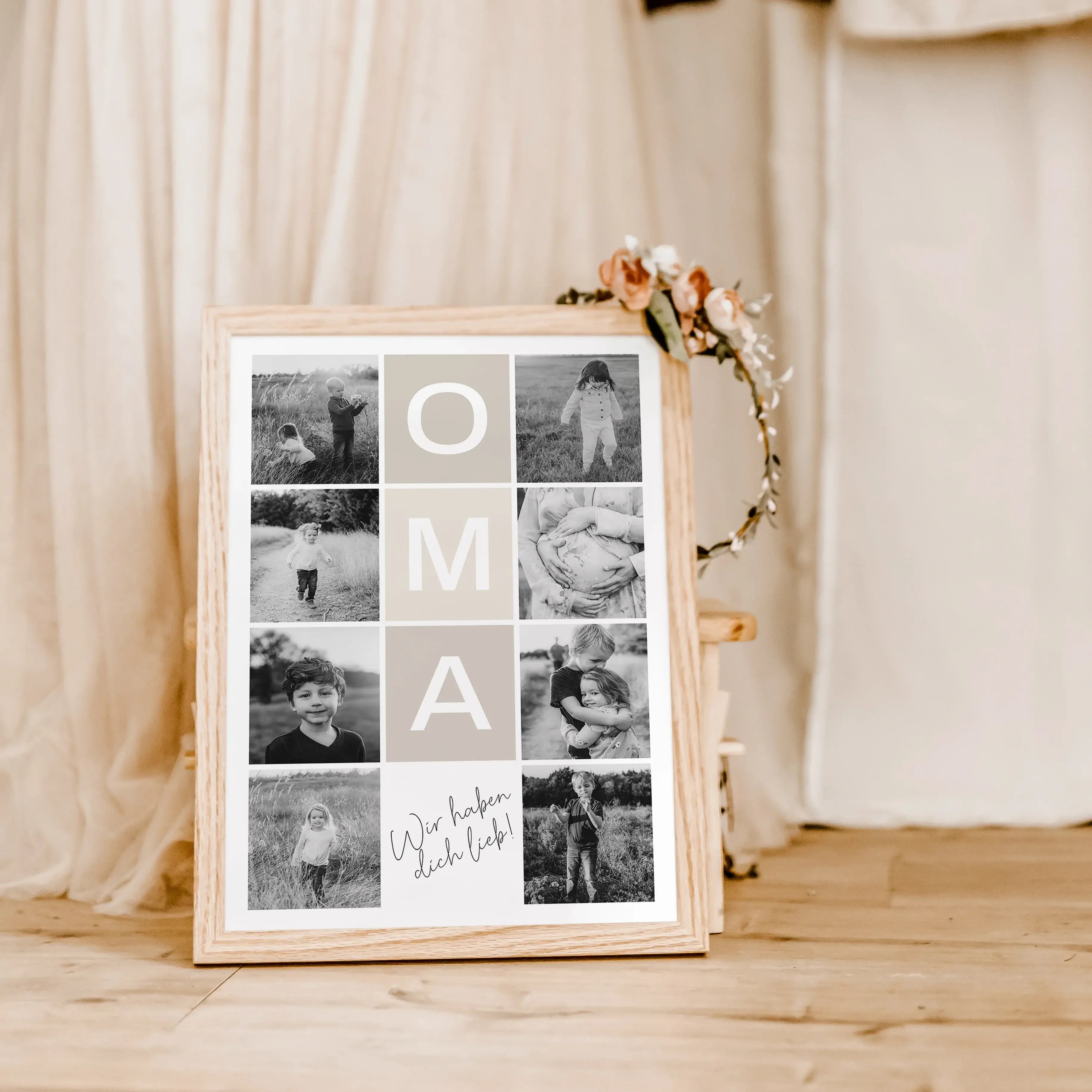 Fotocollage Oma Poster-famprints-Personalisiertes Poster-Gibt es eine bessere Art, deiner Oma zu zeigen, wie sehr du sie liebst, als mit einer personalisierten Fotocollage Oma von famprints? Lade einfach deine Lieblingsfotos hoch und füge deinen persönlic