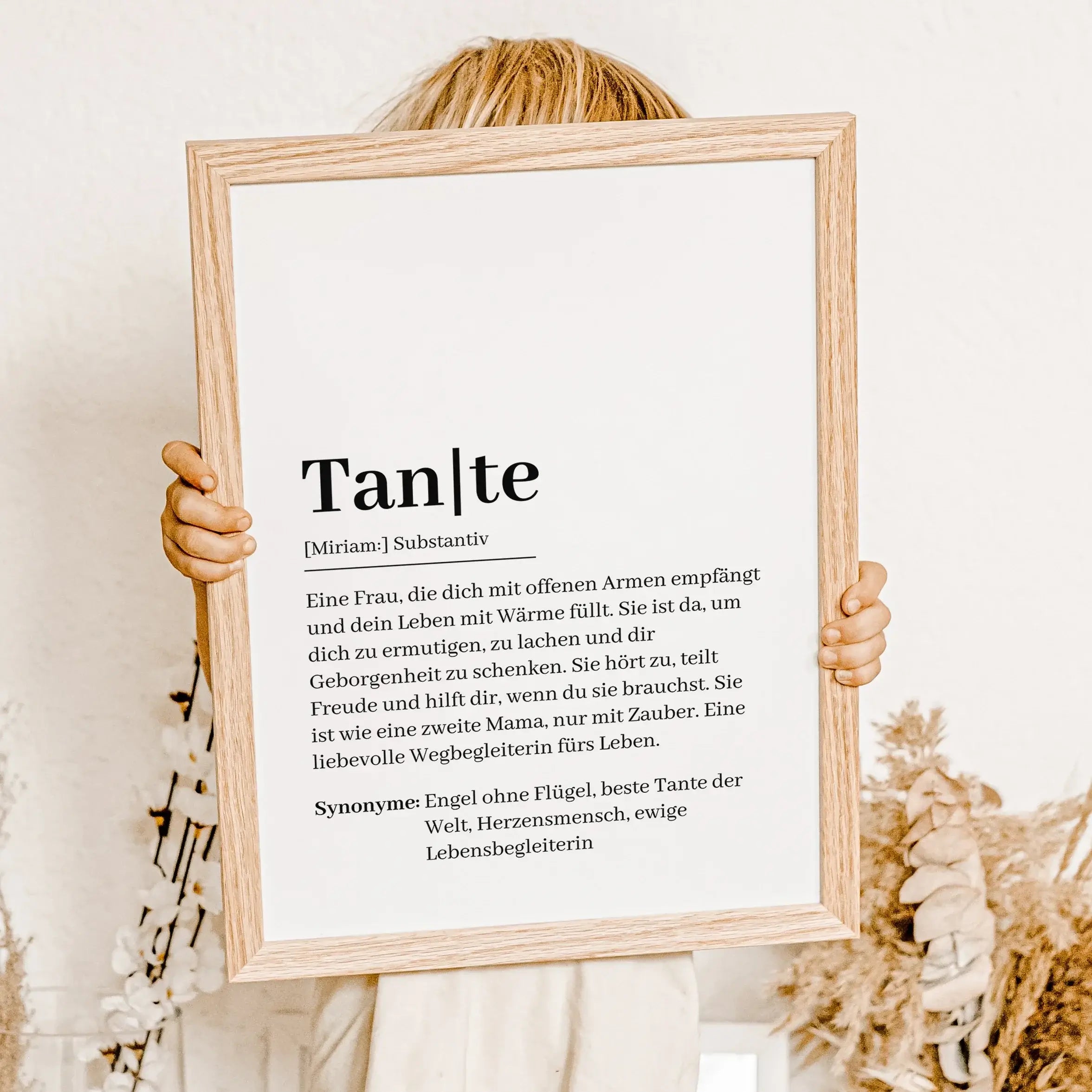 Tante Definition Poster-famprints-Personalisiertes Poster-Suchst du nach einem besonderen Geschenk für deine Tante? Unser Tante Definition Poster ist die perfekte Wahl! Dieses liebevoll gestaltete Poster zeigt auf einzigartige Weise, wie wunderbar eine Ta