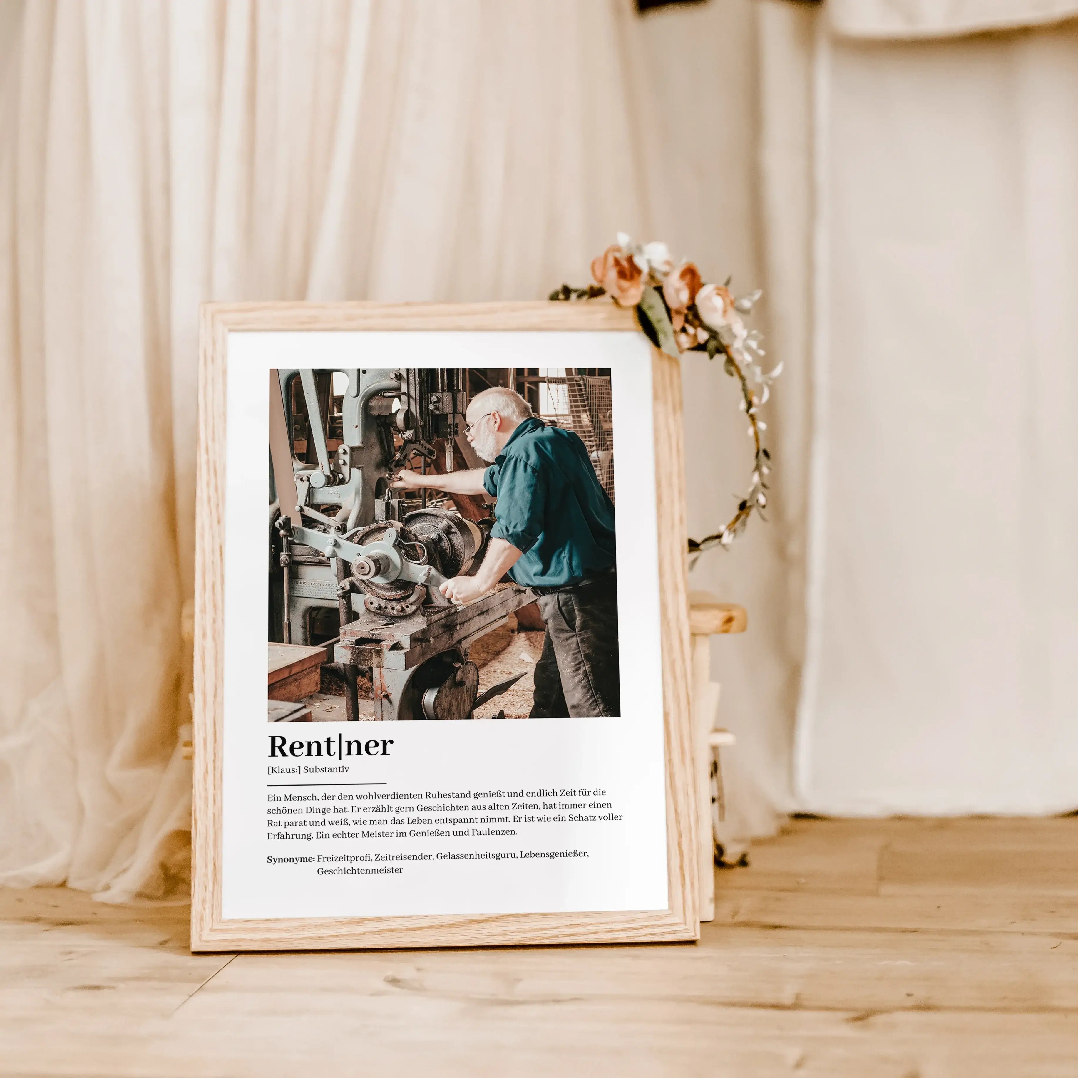 Rentner Definition Poster mit Foto-Personalisiertes Poster-famprints-Suchst du ein einzigartiges Geschenk zum Rentenbeginn? Unser Rentner Definition Poster mit Foto ist die perfekte Wahl! Dieses liebevoll gestaltete Poster zeigt auf humorvolle und herzlic