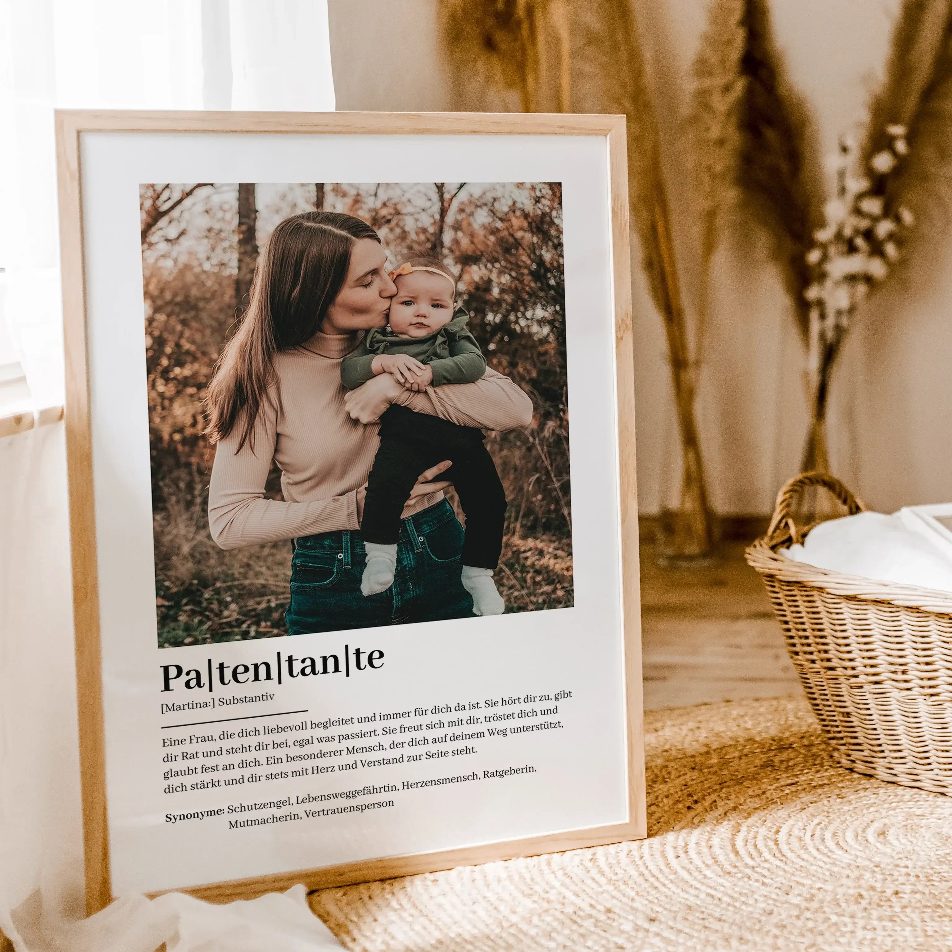 Patentante Definition Poster mit Foto-Personalisiertes Poster-famprints-Suchst du nach einem besonderen Geschenk für deine Patentante? Unser Patentante Definition Poster mit Foto ist die perfekte Wahl! Dieses liebevoll gestaltete Poster zeigt auf einzigar