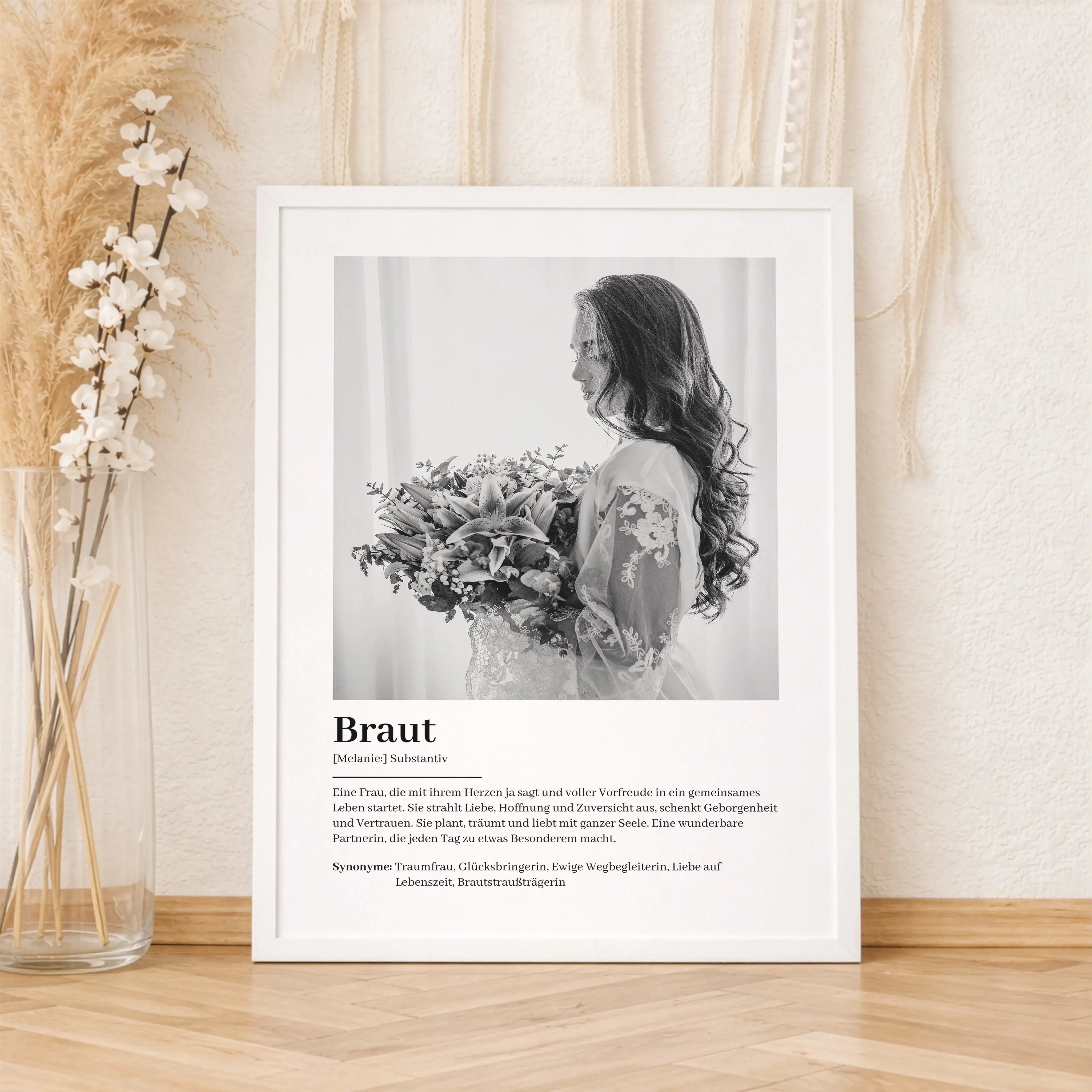 Braut Definition Poster mit Foto-Personalisiertes Poster-famprints-Das Braut Definition Poster mit Foto ist eine persönliche Geschenkidee für die Hochzeit, den Junggesellinnenabschied oder als liebevolle Überraschung vor dem großen Tag. Dieses personalisi