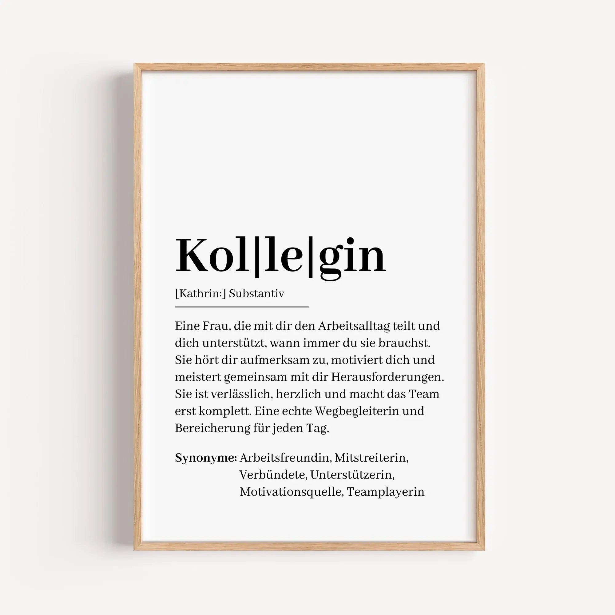 Kollegin Definition Poster-Personalisiertes Poster-famprints-Das Kollegin Definition Poster von famprints ist ein persönliches Geschenk für den Arbeitsalltag und besondere Momente im Team. Es beschreibt auf stilvolle Weise, was eine Kollegin wirklich ausm
