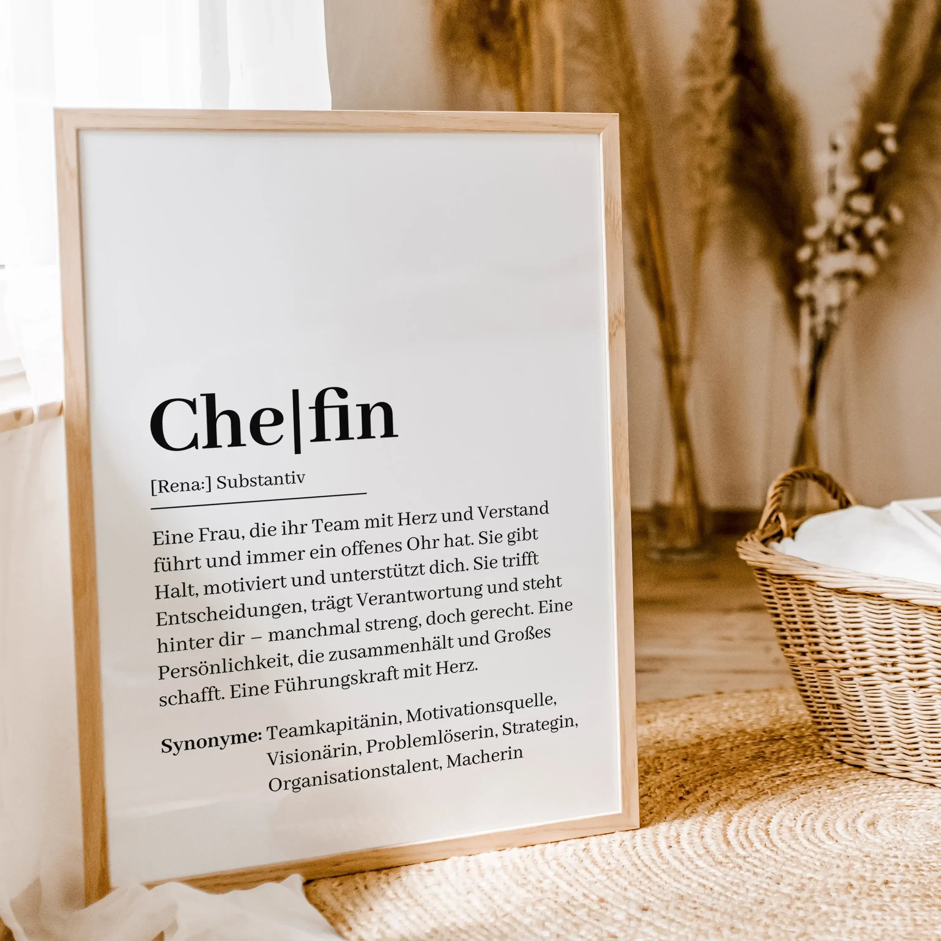 Chefin Definition Poster-Personalisiertes Poster-famprints-Suchst du nach einem einzigartigen Geschenk für deine Chefin? Unser Chefin Definition Poster ist die perfekte Wahl! Dieses liebevoll gestaltete Poster zeigt auf charmante Weise, was eine Chefin au