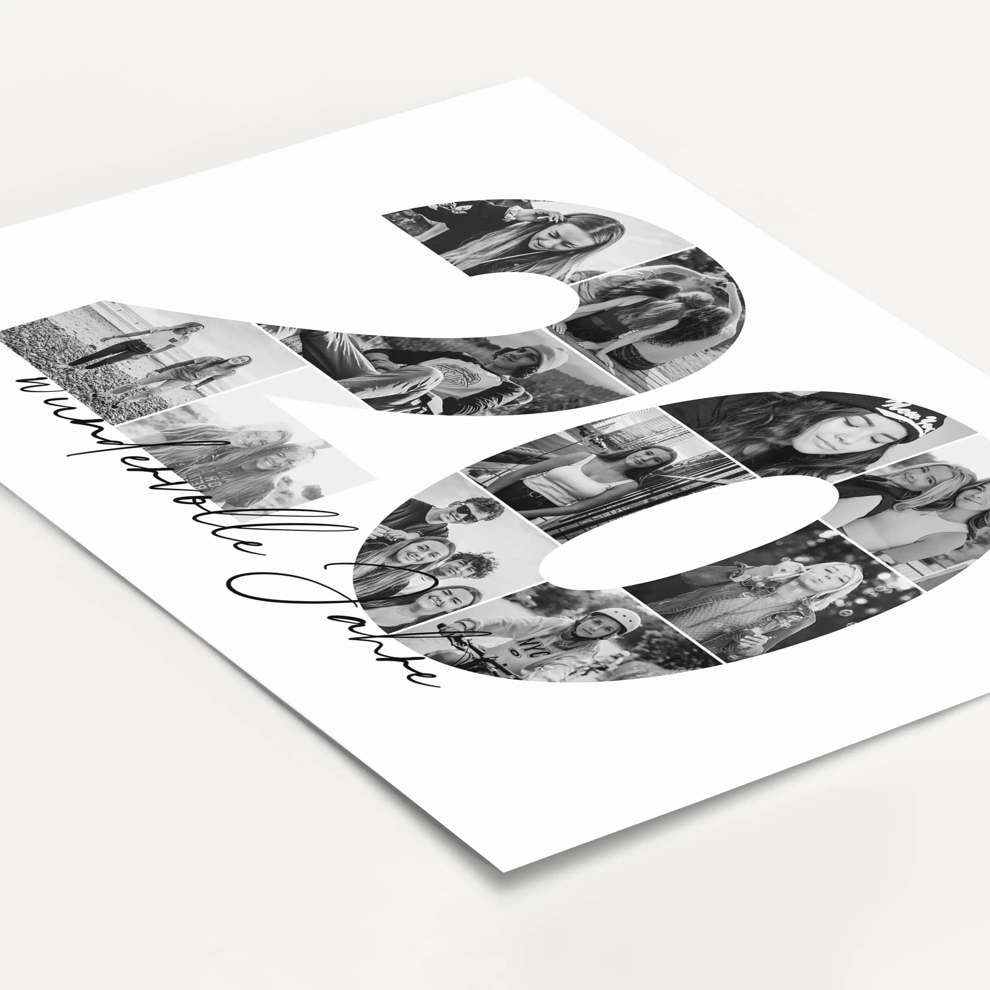 Foto Poster 20 Jahre - Personalisiertes Poster - famprints - Feiere besondere Momente mit unserem einzigartigen Foto Poster 20 – das perfekte personalisierte Geschenk für Geburtstage, Hochzeitstage oder Jubiläen! Die große Zahl „20“ auf dem Poster kannst