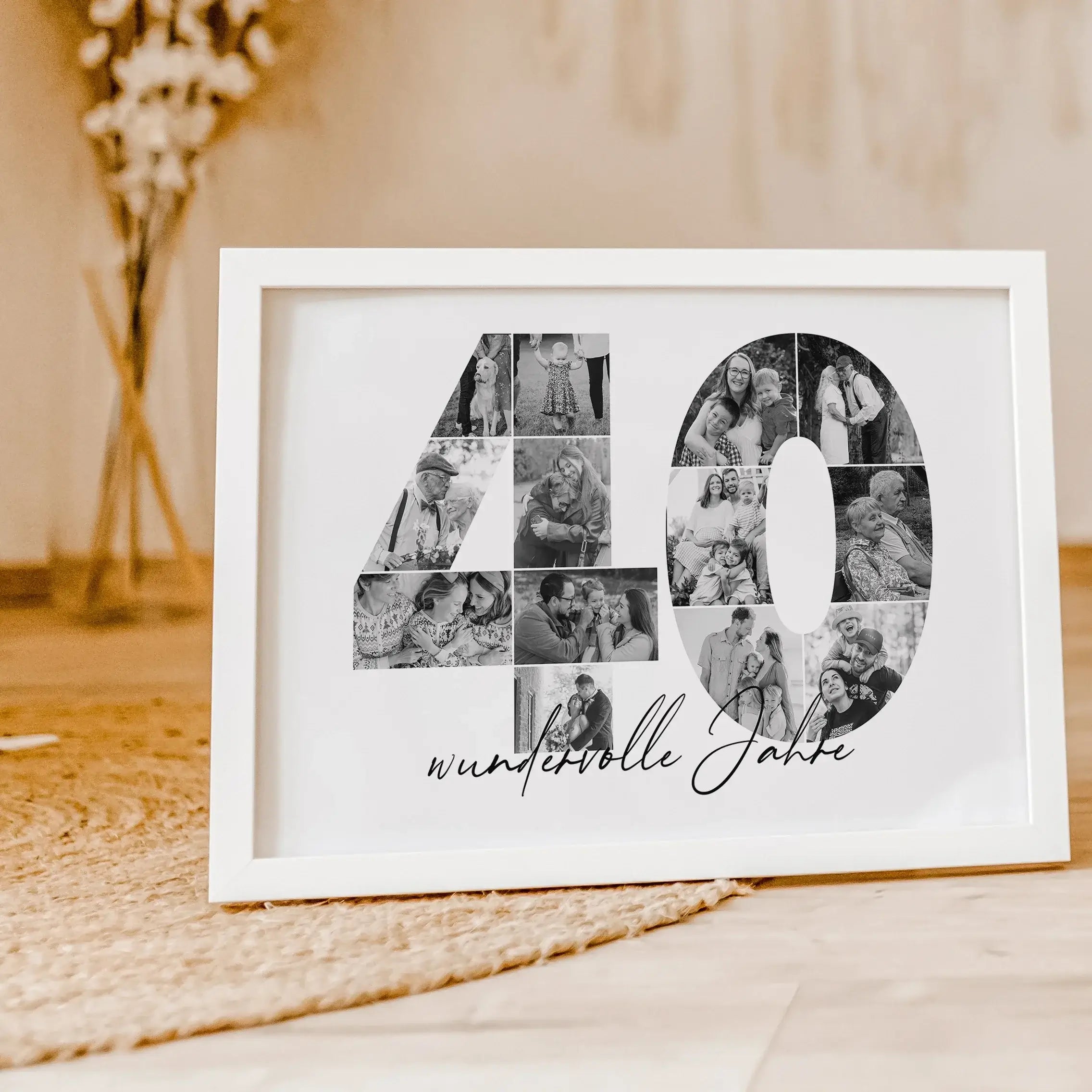 Foto Poster 40 Jahre - Personalisiertes Poster - famprints - Feiere besondere Momente mit unserem einzigartigen Foto Poster 40 – das perfekte personalisierte Geschenk für Geburtstag, Hochzeitstag oder Jubiläum! Die große Zahl 40 wird mit deinen persönlich