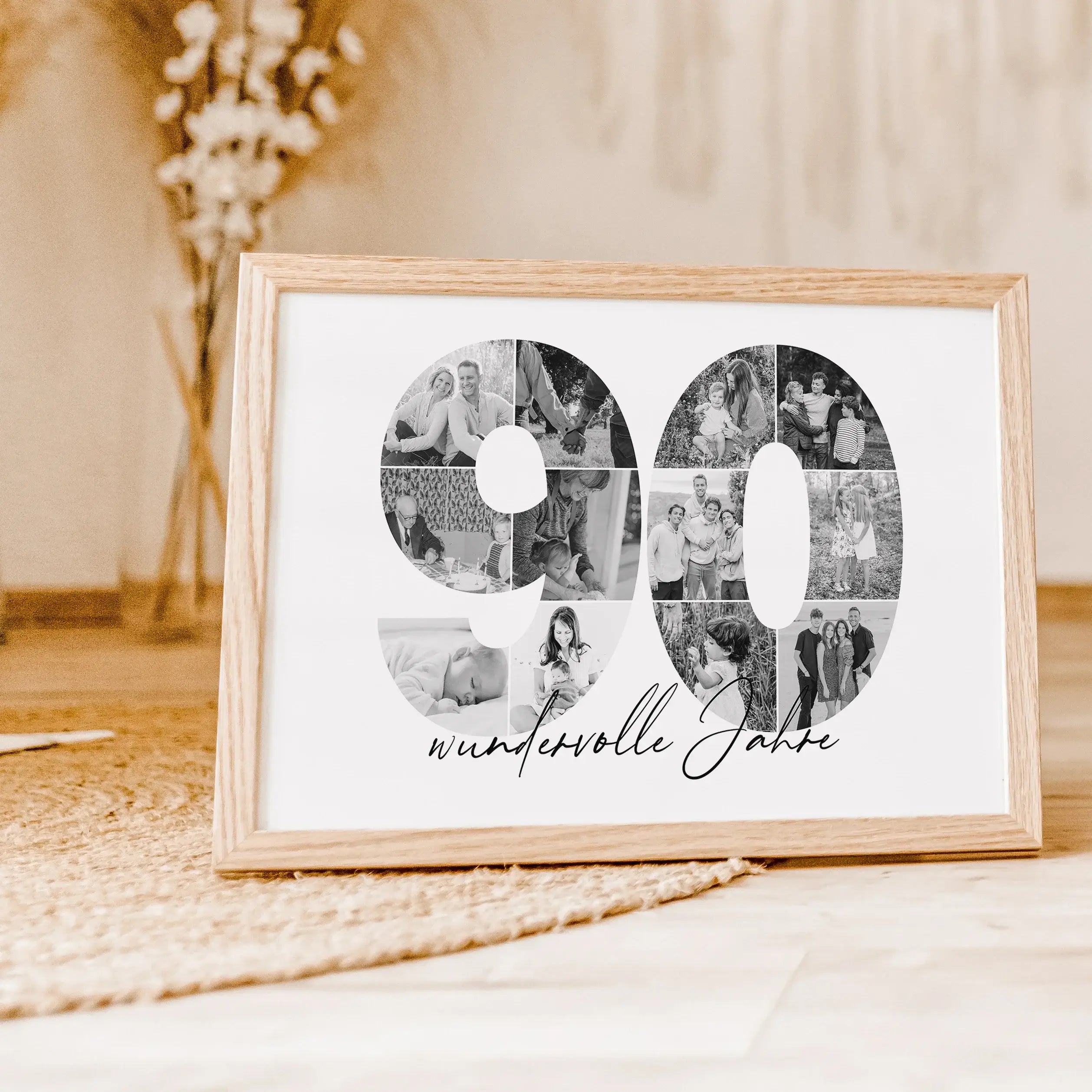 Foto Poster 90 Jahre - Personalisiertes Poster - famprints - Feiere besondere Momente mit unserem einzigartigen Foto Poster 90 – das perfekte Geschenk zum 90. Geburtstag, Hochzeitstag oder Jubiläum! Die Zahl „90“ wird mit deinen persönlichen Fotos zu eine