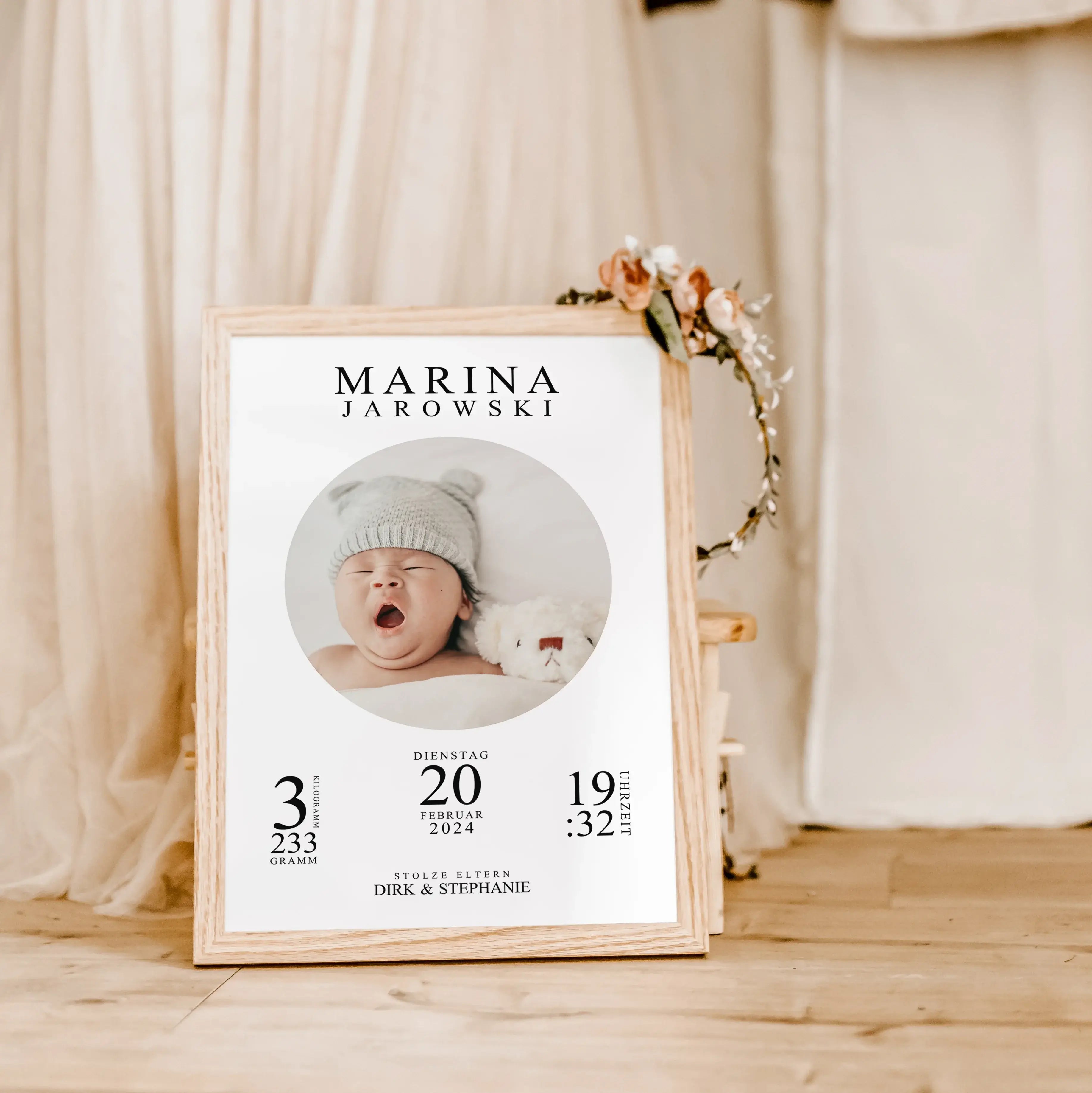 Geburtsposter mit Foto - Personalisiertes Poster - famprints - Entdecke unser einzigartiges Geburtsposter mit Foto, das die schönsten Momente der Geburt deines Kindes für immer festhält. Personalisiere das Poster ganz einfach mit den wichtigsten Geburtsda