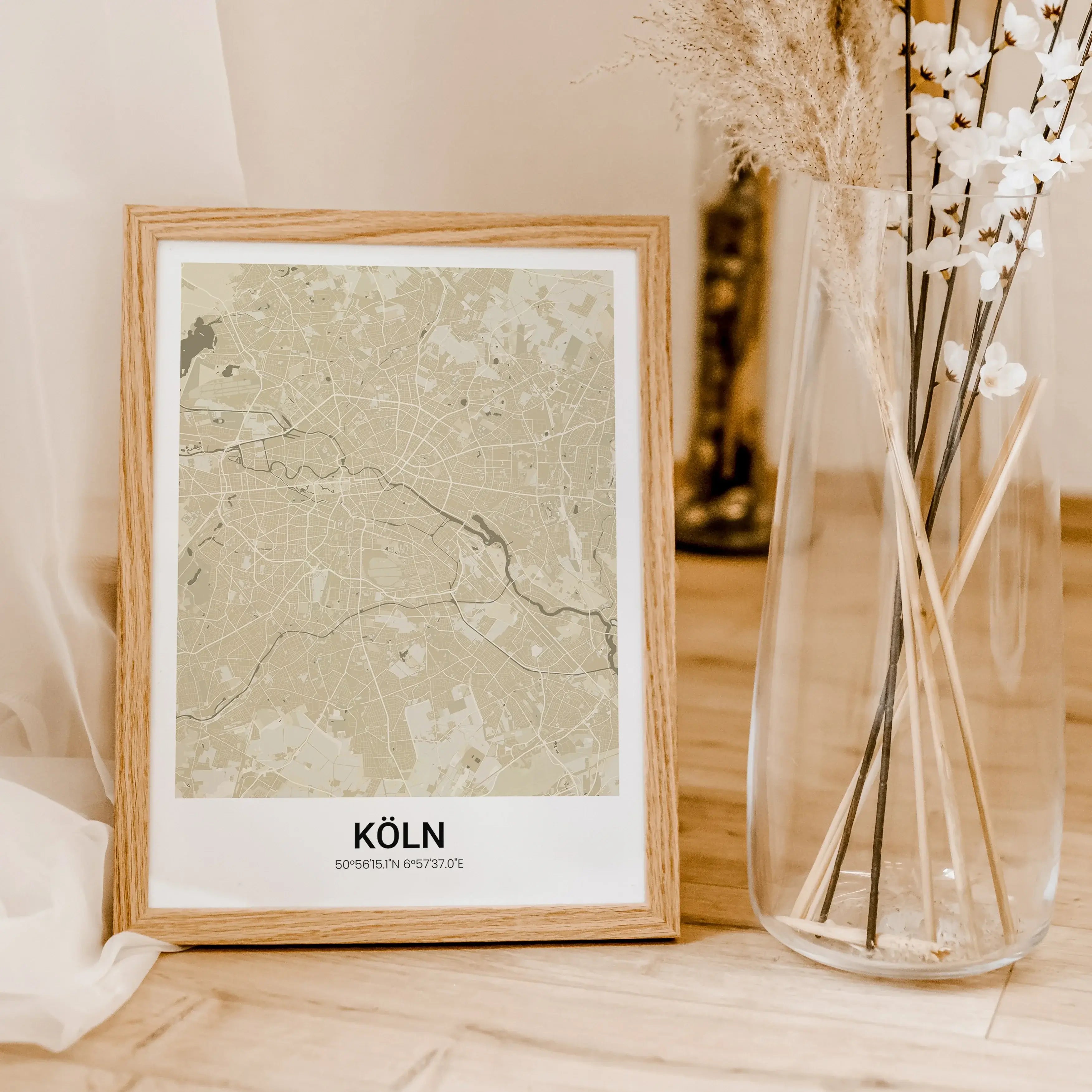 Stadtkarte Poster modern - Personalisiertes Poster - famprints - Entdecke unser Stadtkarte Poster modern – das ideale personalisierte Geschenk für alle, die ihre Lieblingsstadt stilvoll präsentieren möchten. Mit diesem Stadtkarte Poster modern kannst du d