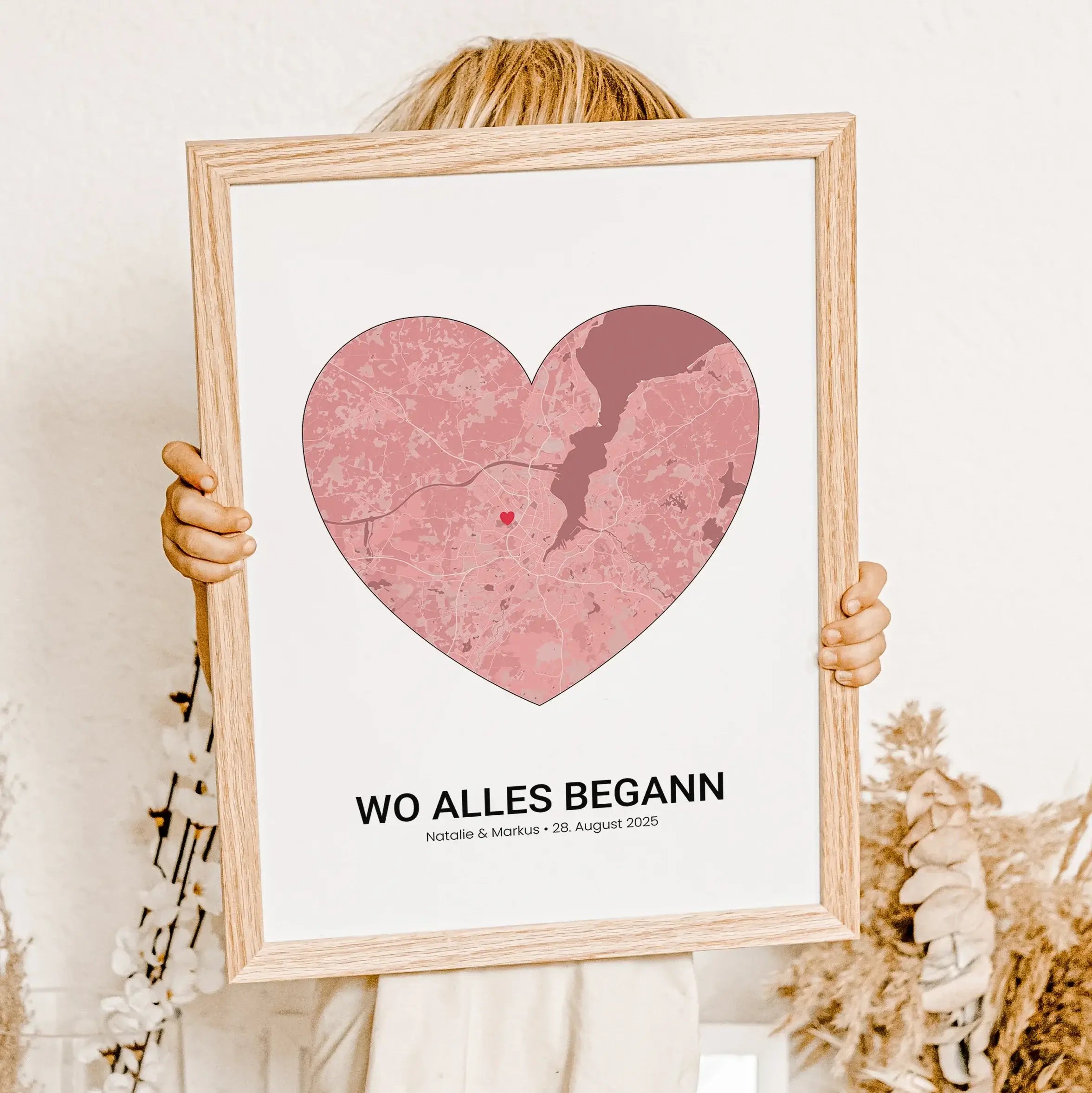 Stadtkarte Poster Herz - Personalisiertes Poster - famprints - Entdecke unser einzigartiges Stadtkarte Poster Herz – das perfekte personalisierte Geschenk für eure besonderen Momente! Gestalte dein Poster individuell mit der Stadtkarte deines Lieblingsort
