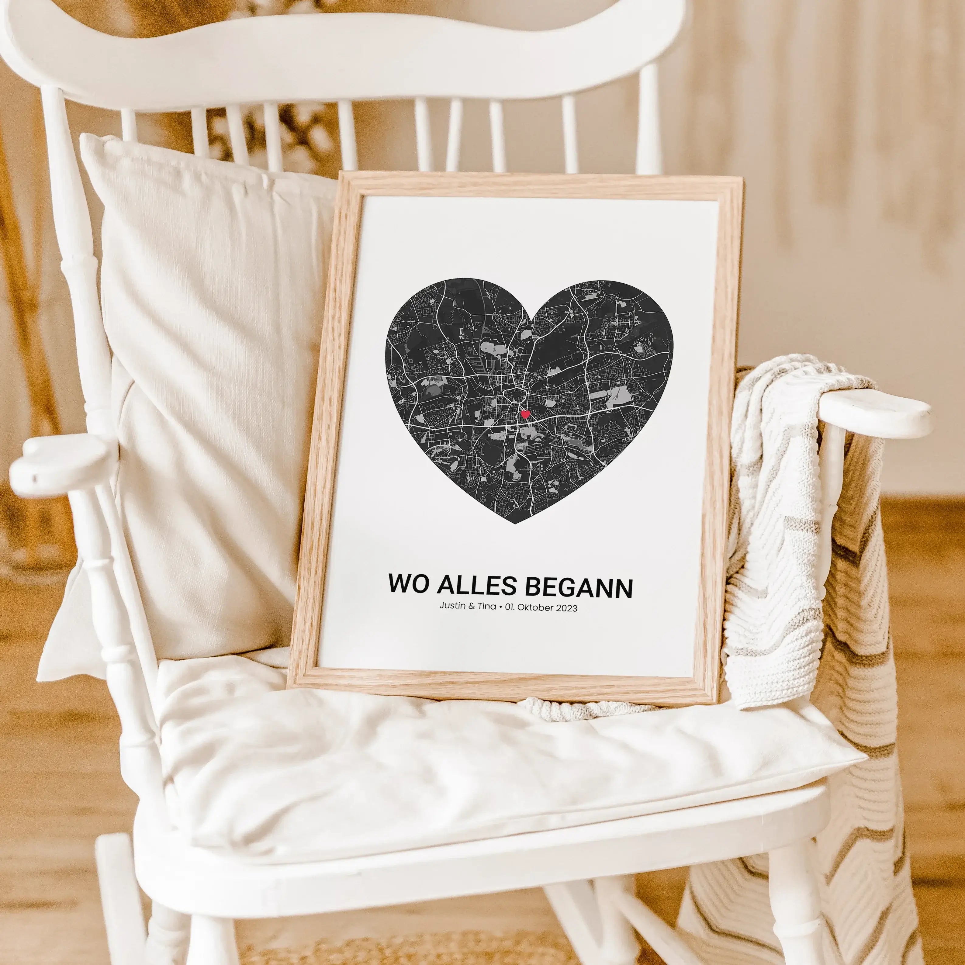 Stadtkarte Poster Herz - Personalisiertes Poster - famprints - Entdecke unser einzigartiges Stadtkarte Poster Herz – das perfekte personalisierte Geschenk für eure besonderen Momente! Gestalte dein Poster individuell mit der Stadtkarte deines Lieblingsort