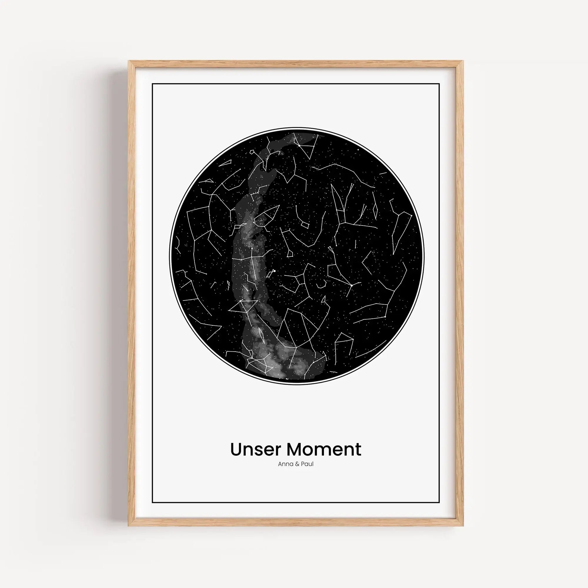 Sternenkarte Poster-Personalisiertes Poster-famprints-Ein Sternenkarte Poster von famprints hält genau den Himmel fest, unter dem eure Geschichte begonnen hat. Du wählst Ort, Datum und Uhrzeit und erhältst eine detailgetreue Sternenkarte, die den echten S