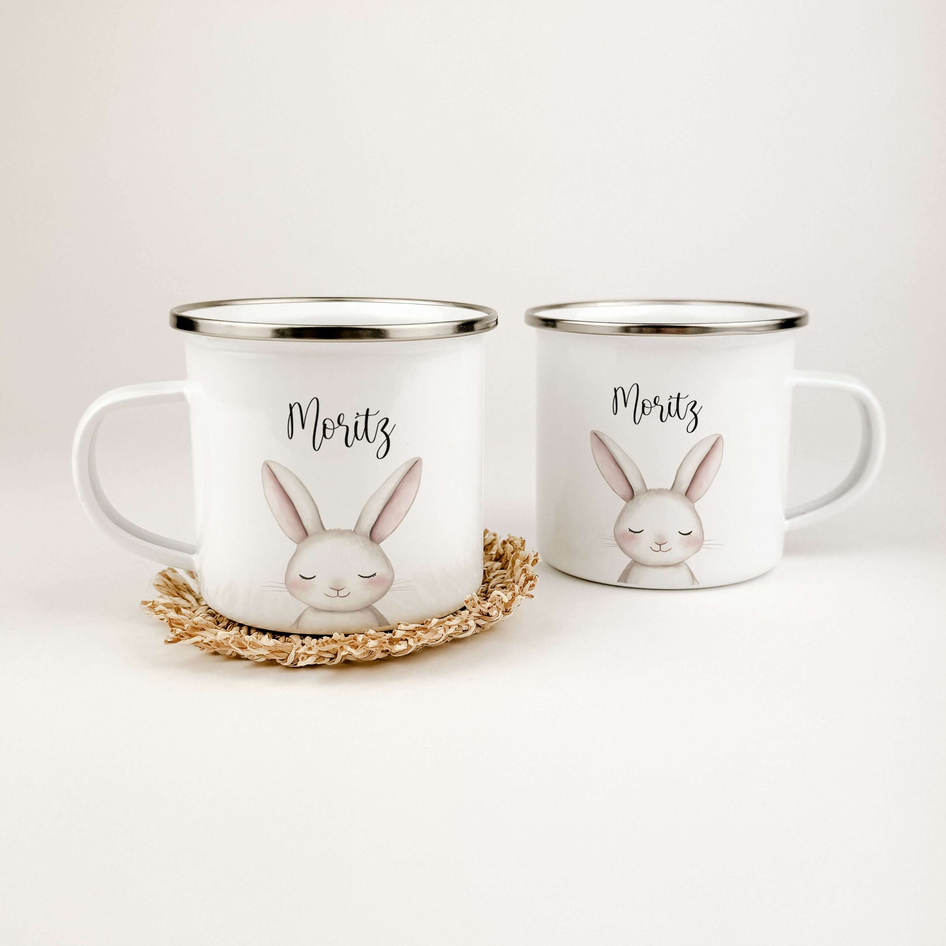 Emaille Tasse Hase Portrait-famprints-Emaille Tasse-Entdecke die charmante Emaille Tasse Hase Portrait – das ideale personalisierte Geschenk für kleine Herzen! Diese Emaille Tasse ist nicht nur ein bezaubernder Kinderbecher, sondern auch ein praktischer B