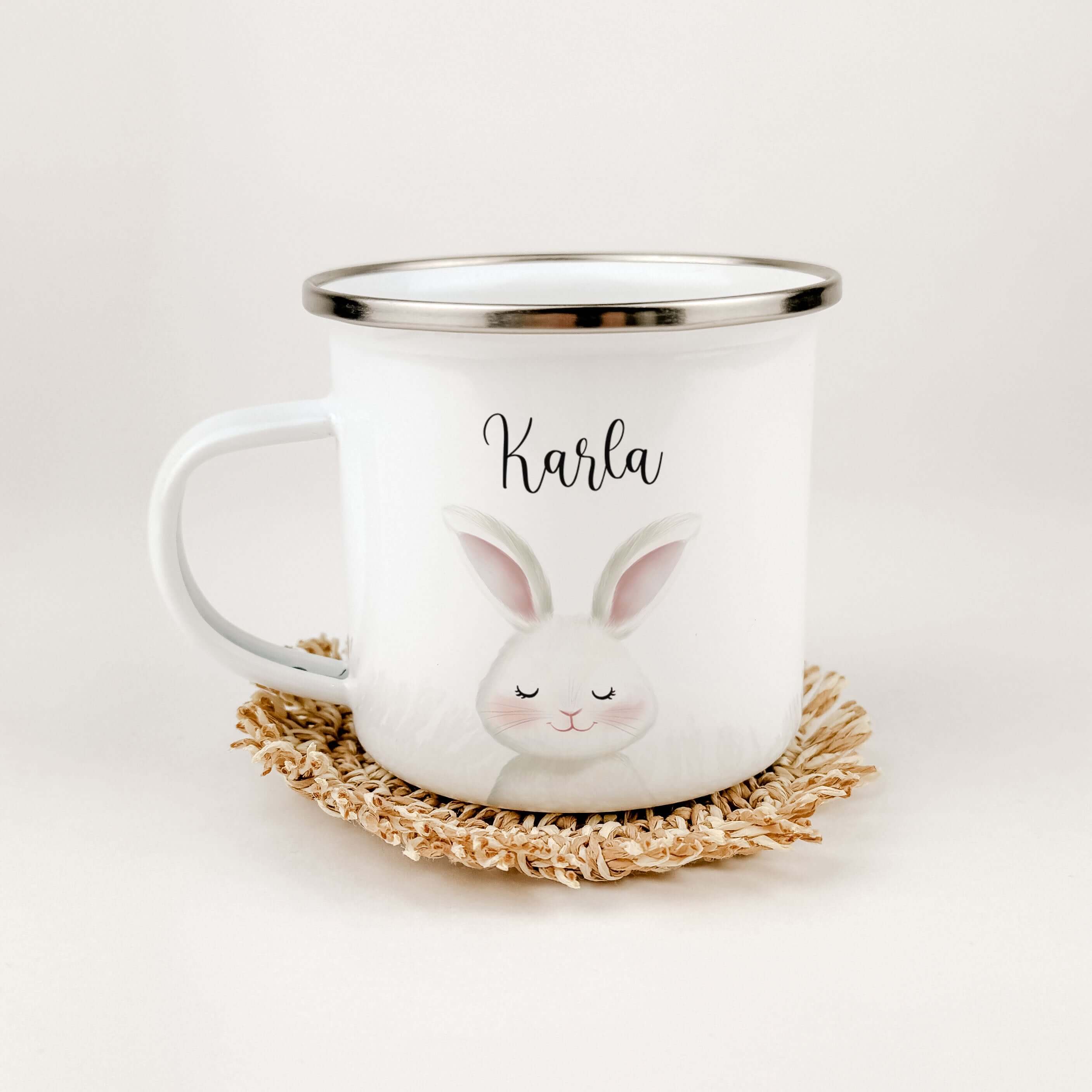 Emaille Tasse Hase Portrait-famprints-Emaille Tasse-Entdecke die charmante Emaille Tasse Hase Portrait – das ideale personalisierte Geschenk für kleine Herzen! Diese Emaille Tasse ist nicht nur ein bezaubernder Kinderbecher, sondern auch ein praktischer B