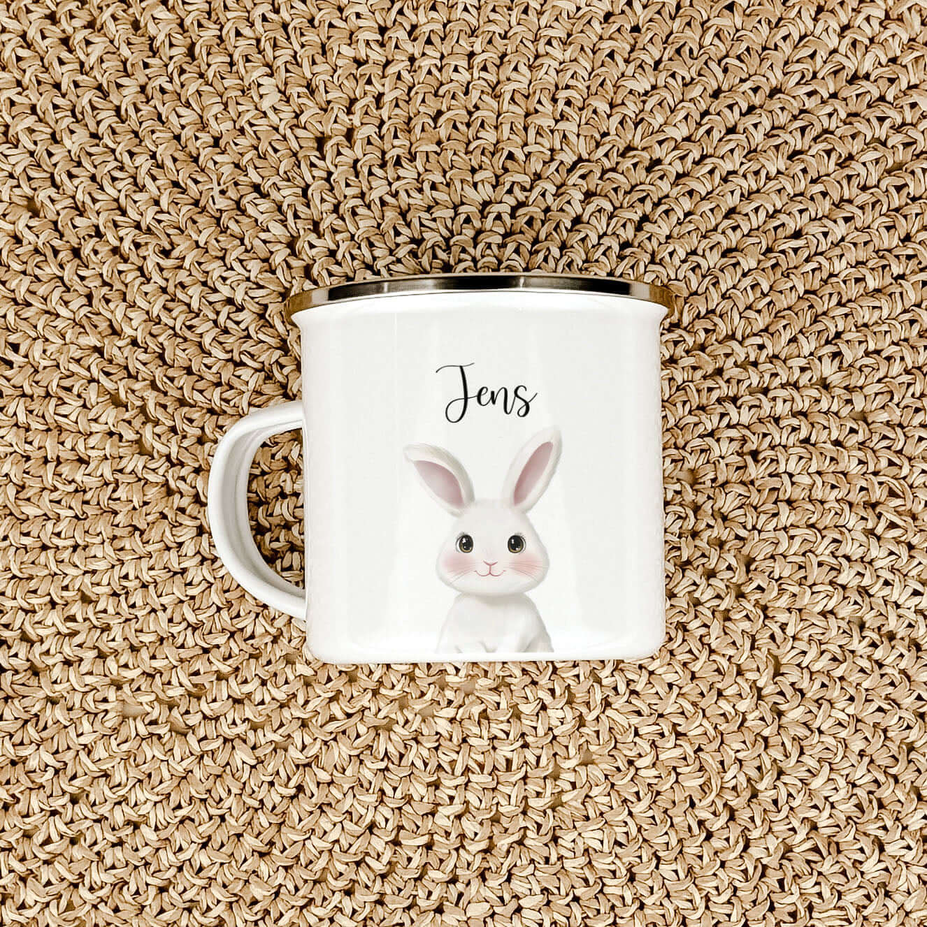 Emaille Tasse Hase Portrait-famprints-Emaille Tasse-Entdecke die charmante Emaille Tasse Hase Portrait – das ideale personalisierte Geschenk für kleine Herzen! Diese Emaille Tasse ist nicht nur ein bezaubernder Kinderbecher, sondern auch ein praktischer B