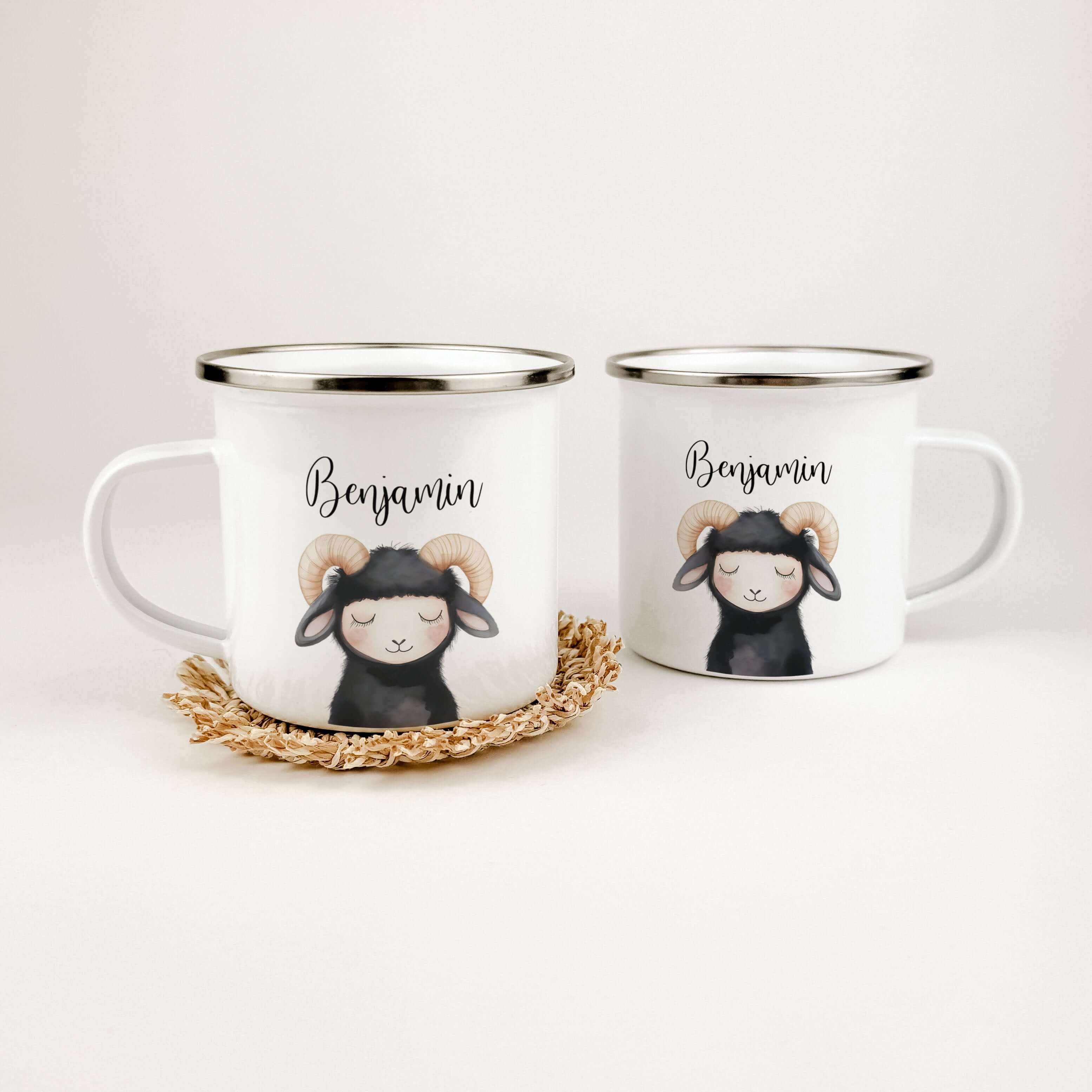 Emaille Tasse Widder Portrait-famprints-Emaille Tasse-Entdecke die einzigartige Emaille Tasse mit dem Widder Portrait – das ideale Geschenk für Kinder zu jedem besonderen Anlass, sei es zur Einschulung, Taufe, Ostern, Weihnachten oder zum Geburtstag. Dies